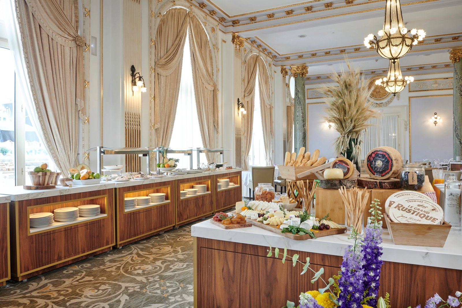Hotel Maria Cristina, a Luxury Collection Hotel, San Sebastian, eat & drink