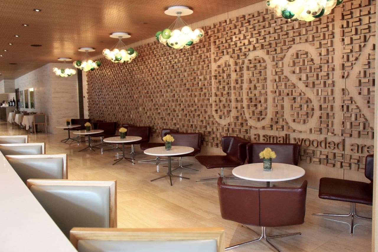 Shangri-La Toronto, bosk