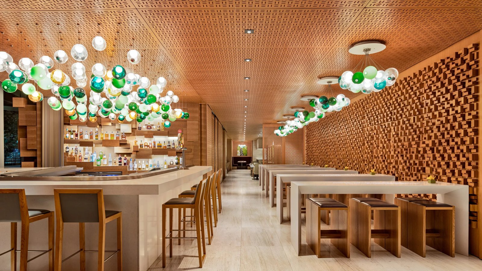 Shangri-La Toronto, the lobby lounge & bar