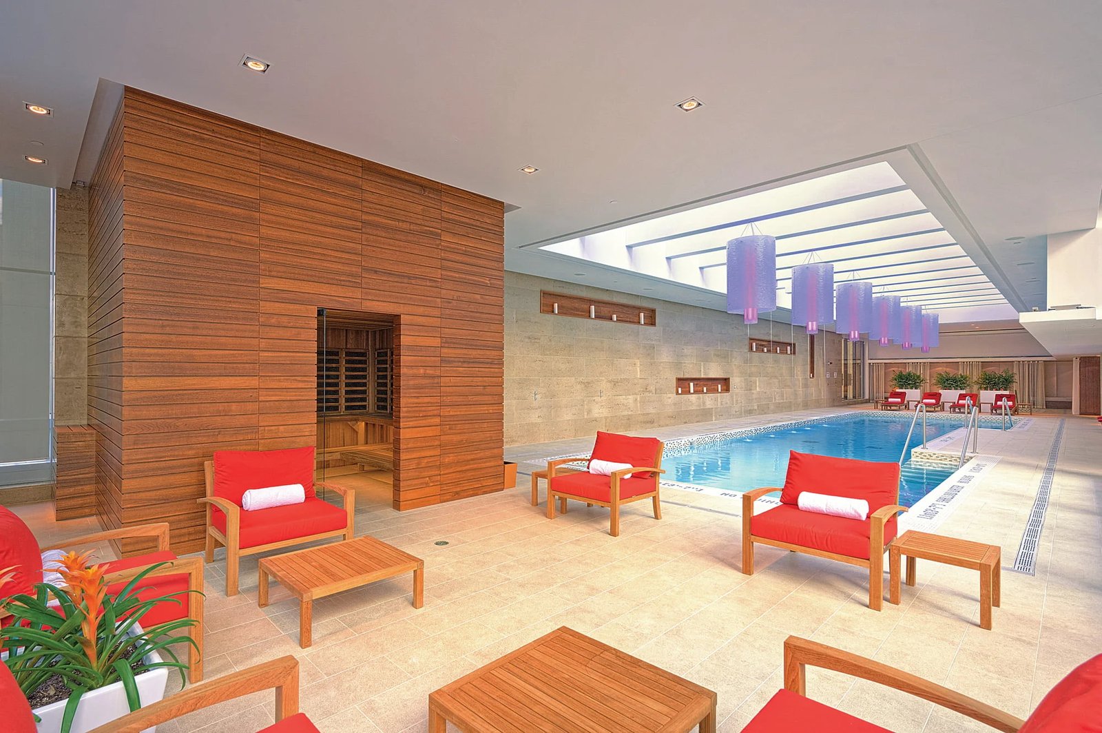 Shangri-La Toronto, the pool