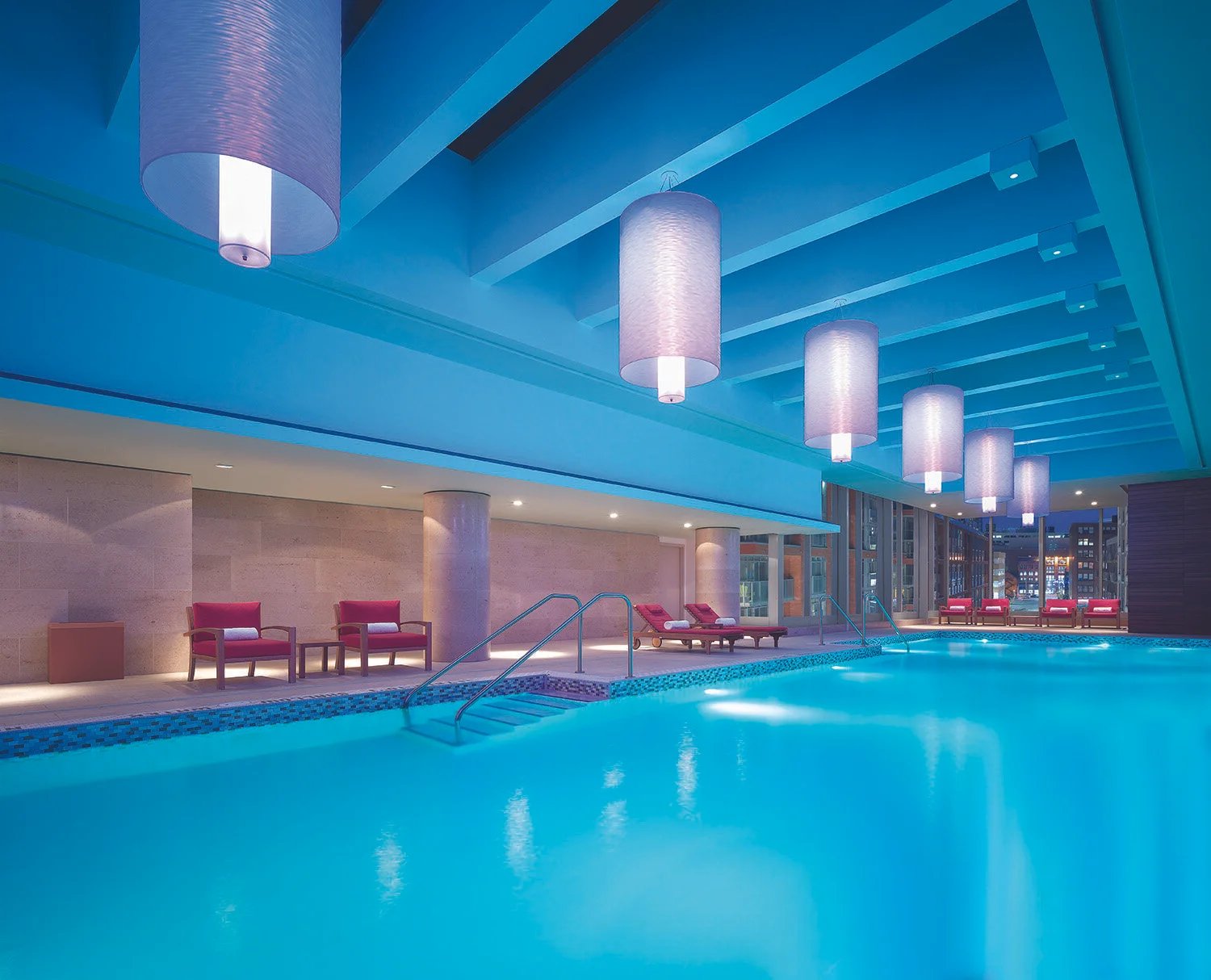 Shangri-La Toronto, the pool