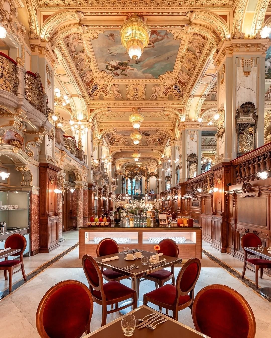 Anantara New York Palace Budapest Hotel, eat & drink