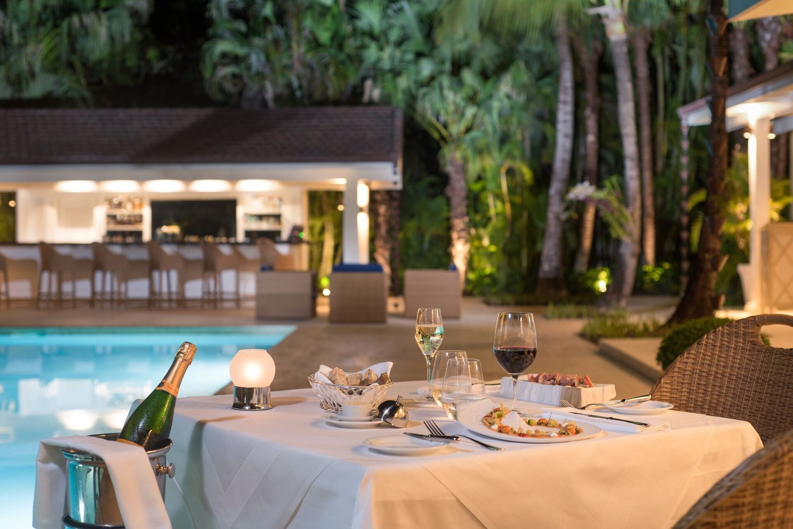 Tortuga Bay Hotel at Puntacana Resort, eat & drink