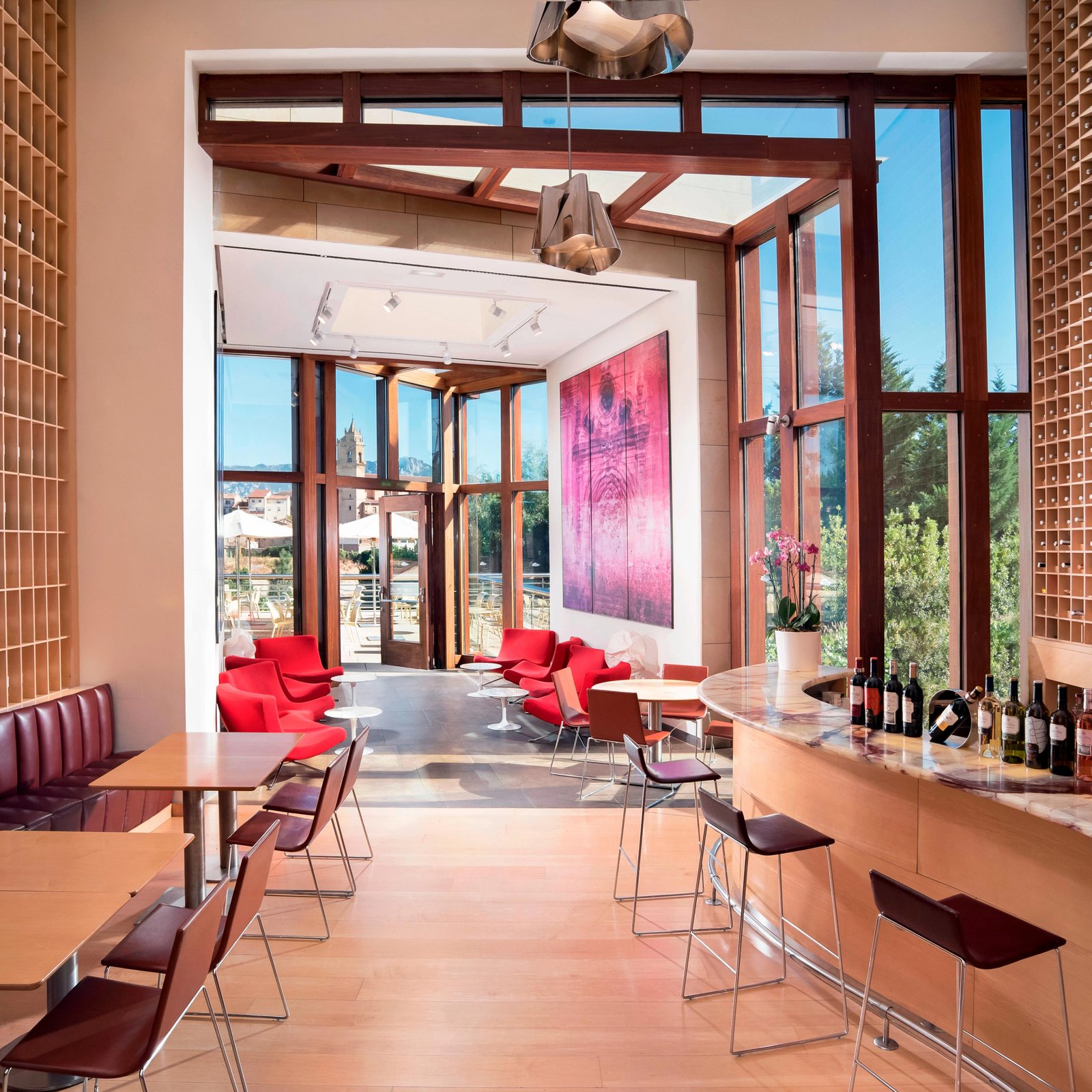 Hotel Marqués de Riscal, a Luxury Collection Hotel, Elciego, at the table