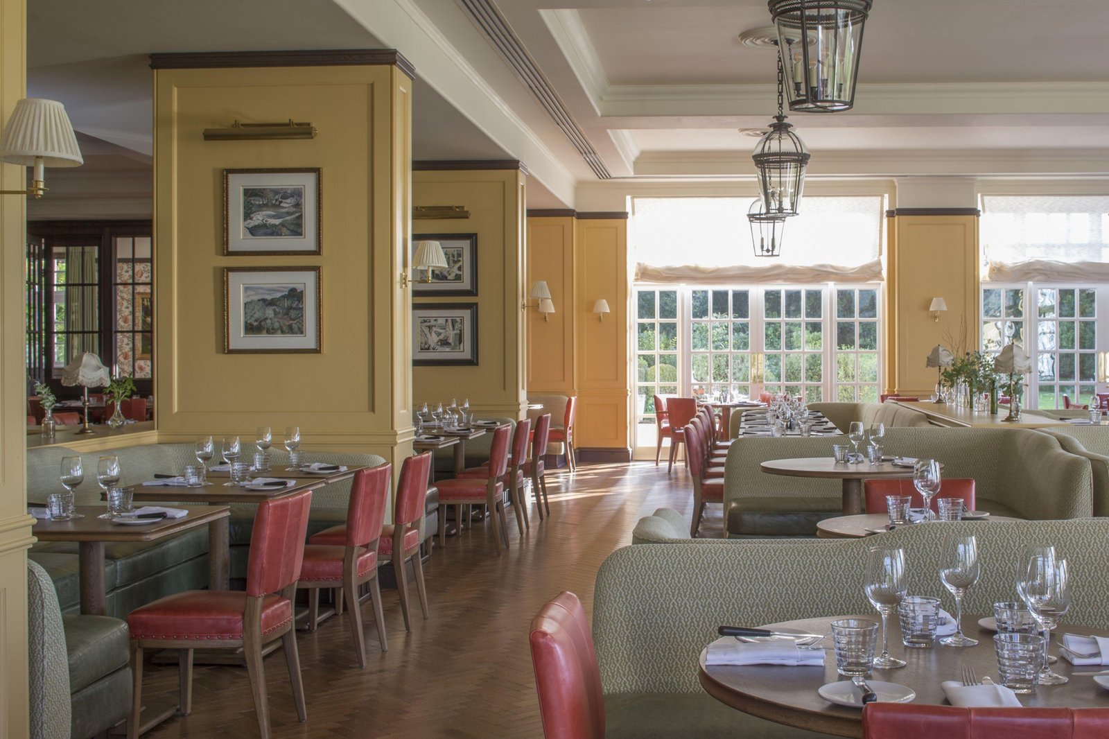 Four Seasons Hotel Hampshire, wild carrot