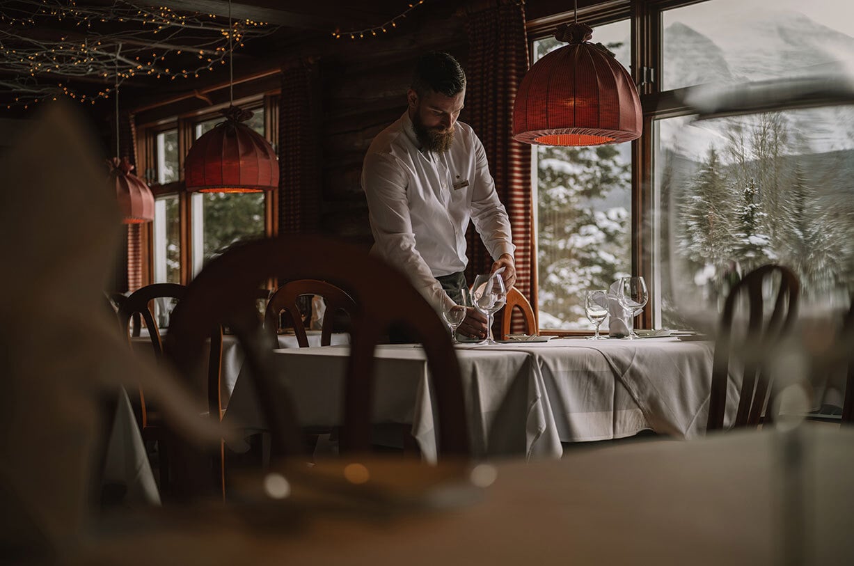 Post Hotel & Spa, at the table