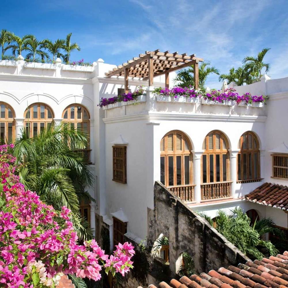 Casa San Agustín, backstory
