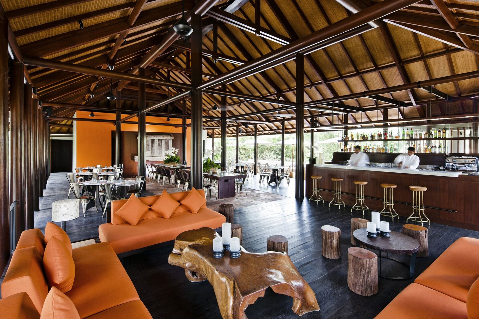 COMO Uma Ubud, at the table