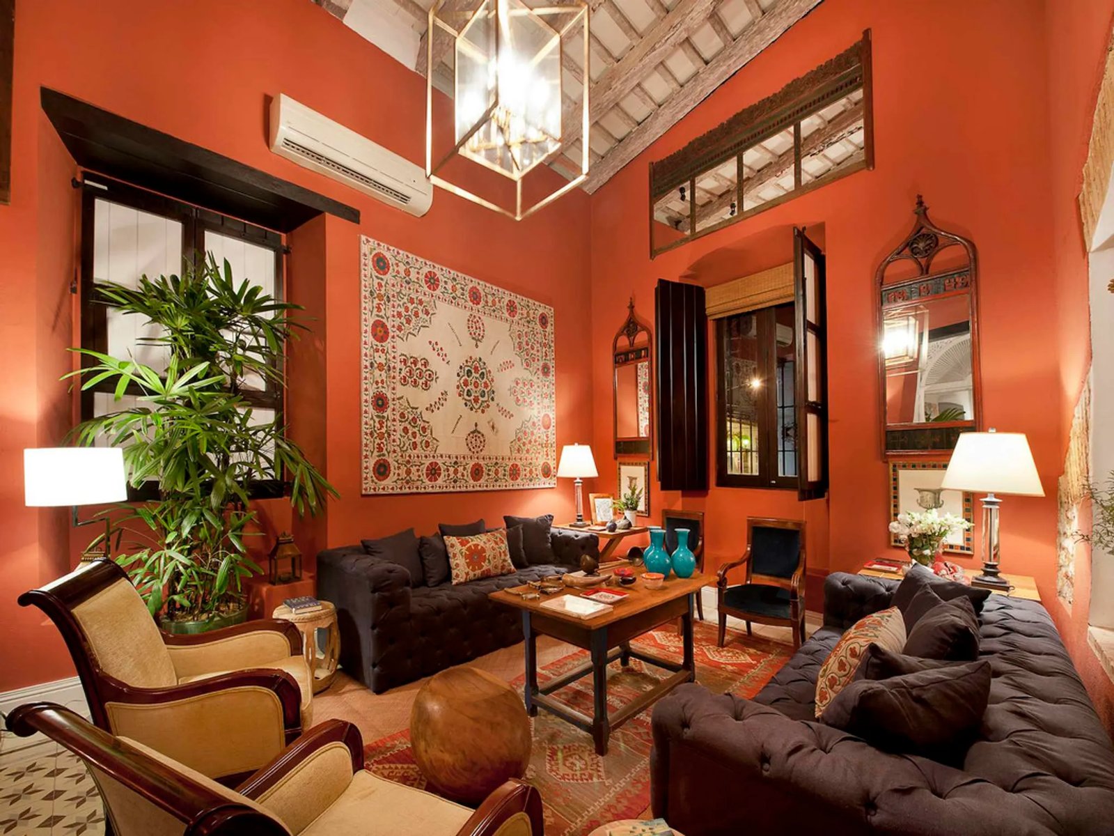 Casas del XVI, vibe