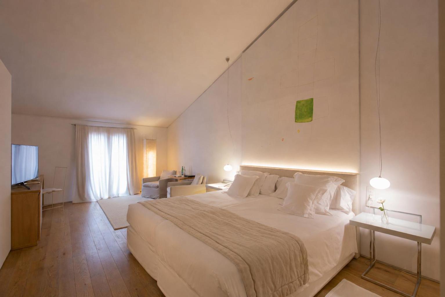 Hotel Convent de la Missió, rooms