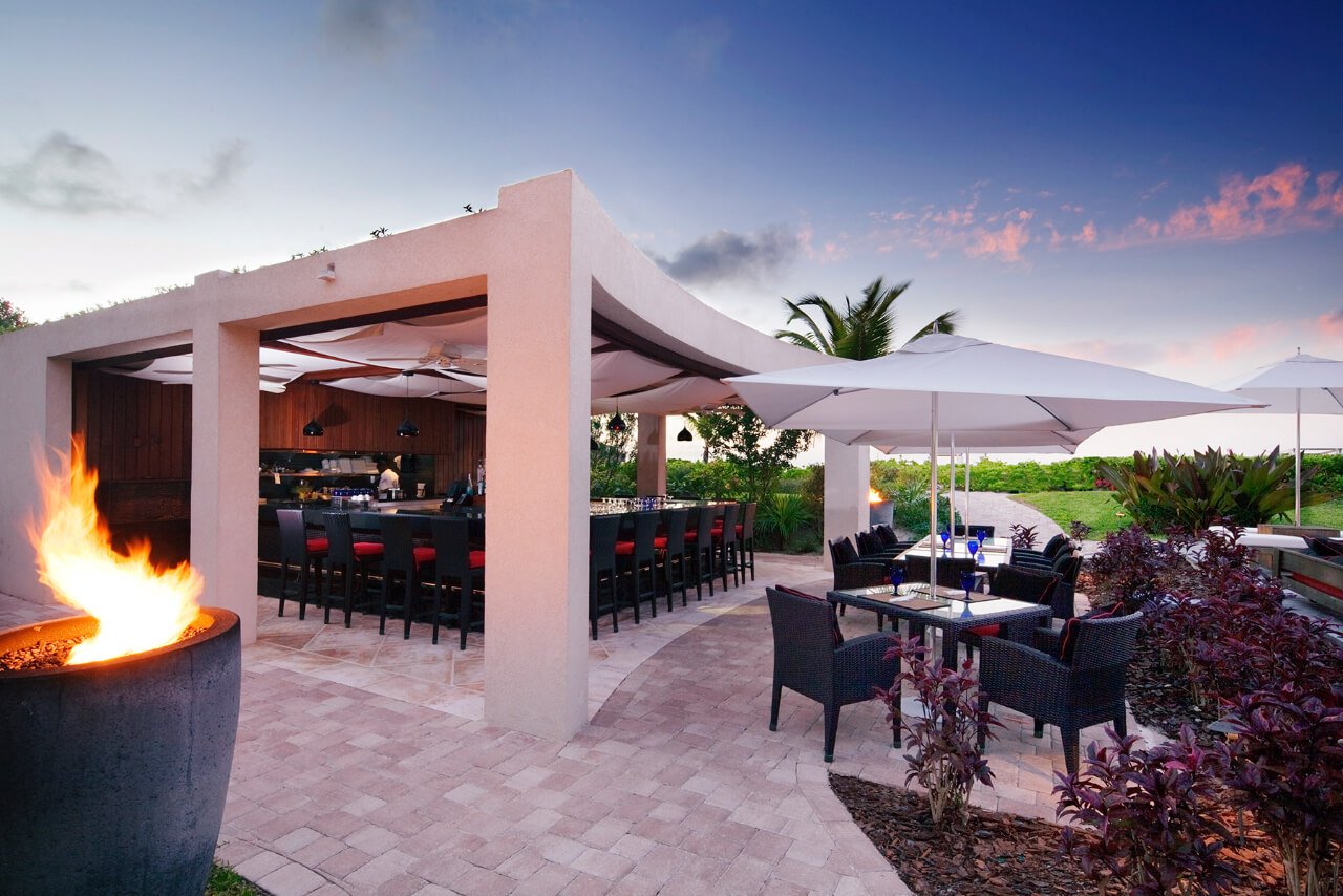 Grace Bay Club, eat & drink