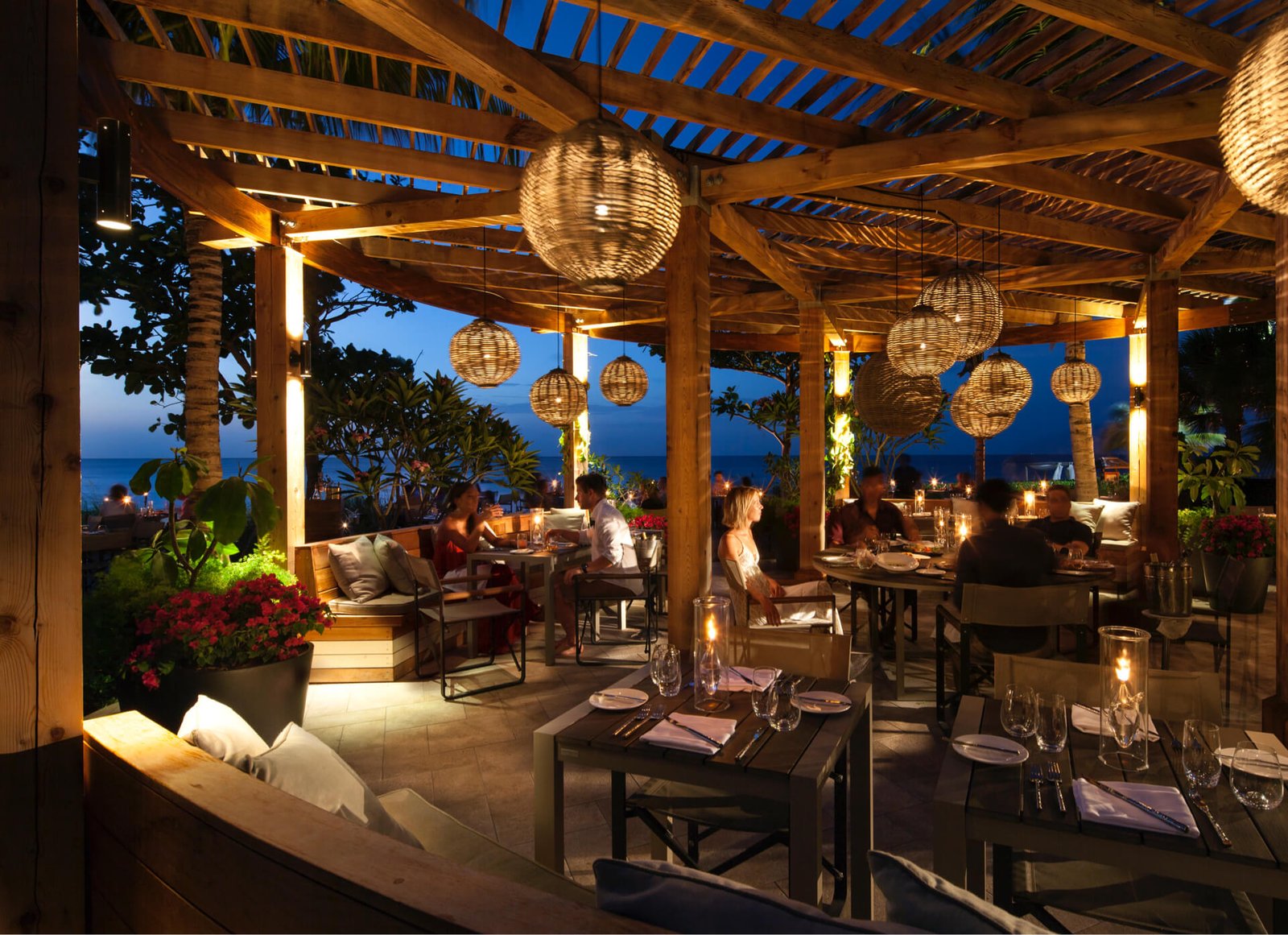 Grace Bay Club, eat & drink