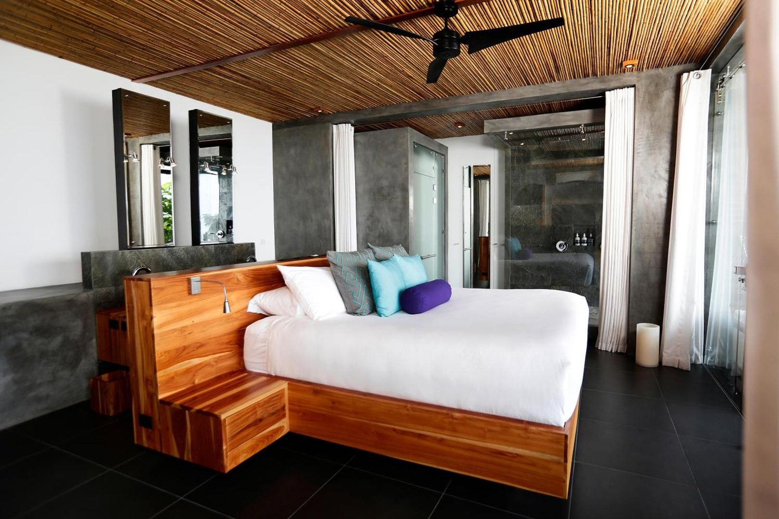 Kura, rooms