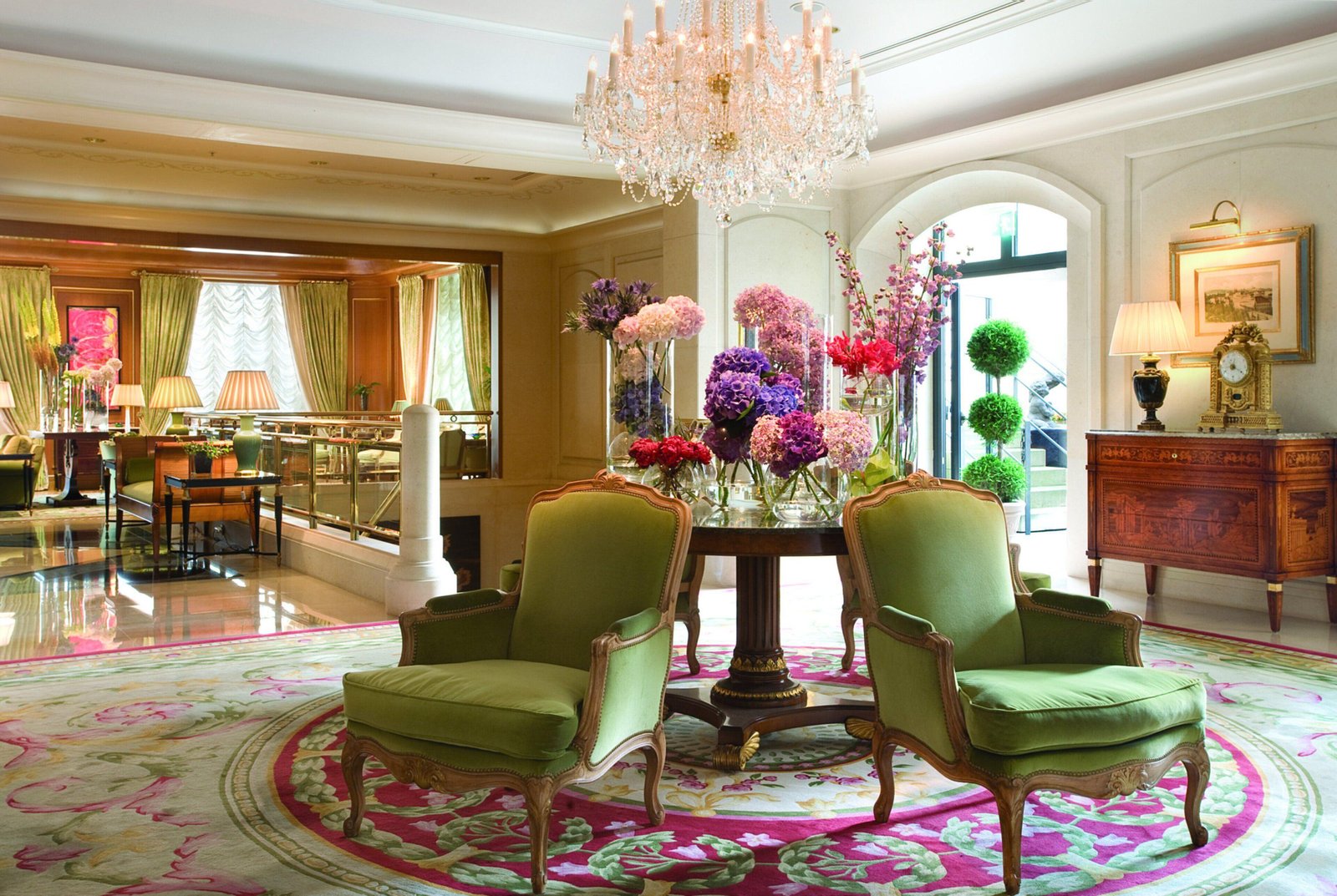 Four Seasons Hotel Prague, vibe