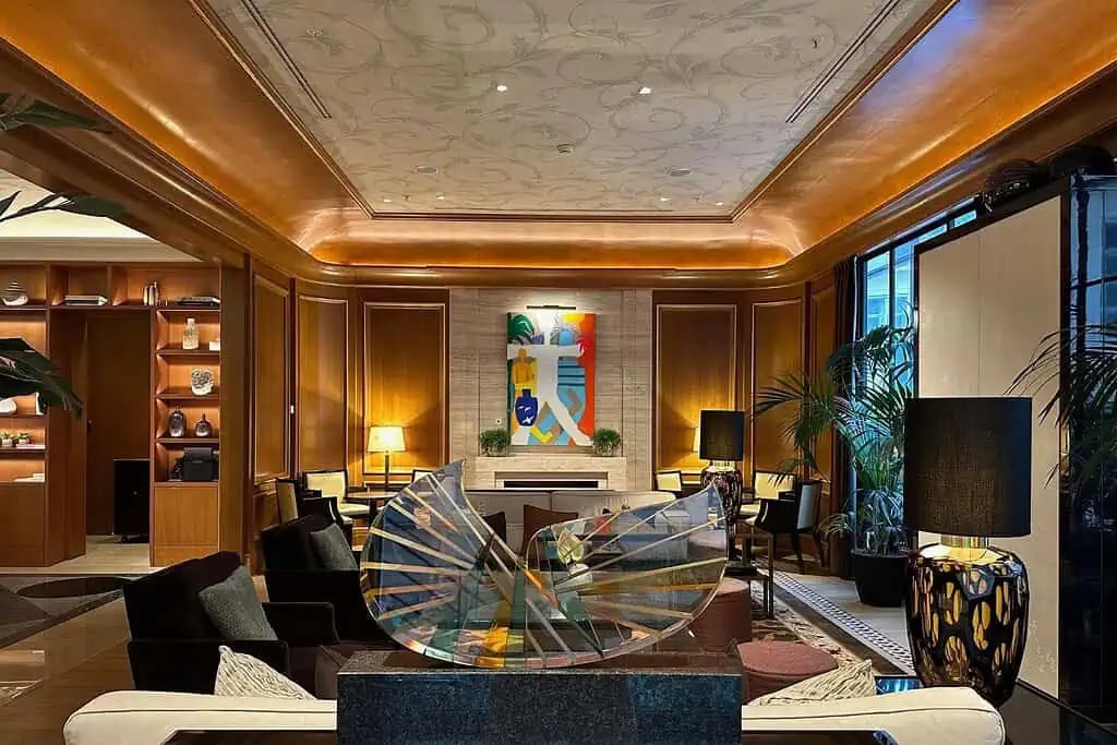 Four Seasons Hotel Prague, vibe