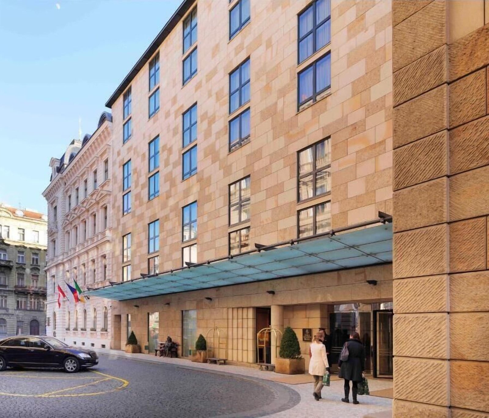 Four Seasons Hotel Prague, backstory