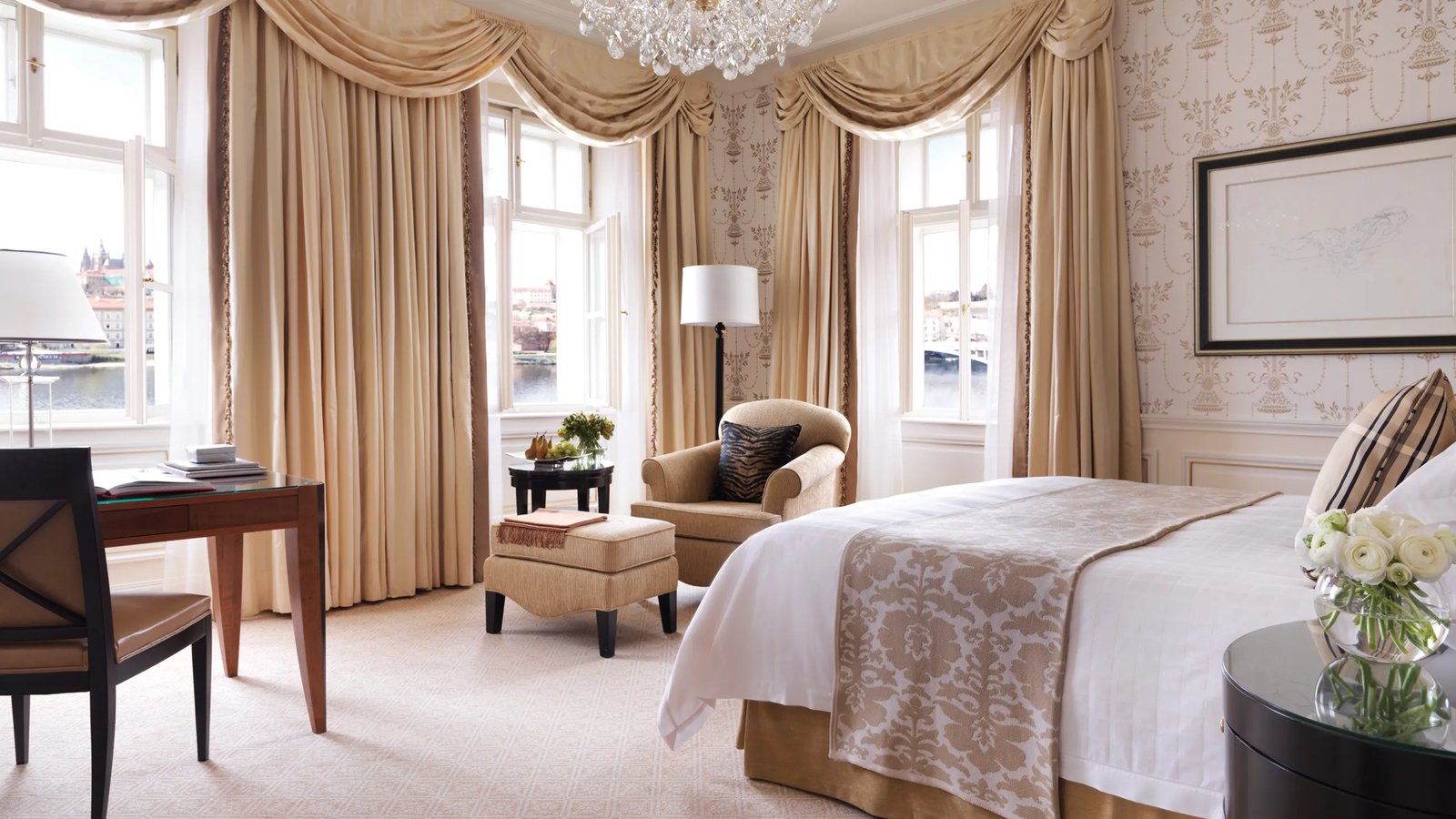 Four Seasons Hotel Prague, rooms