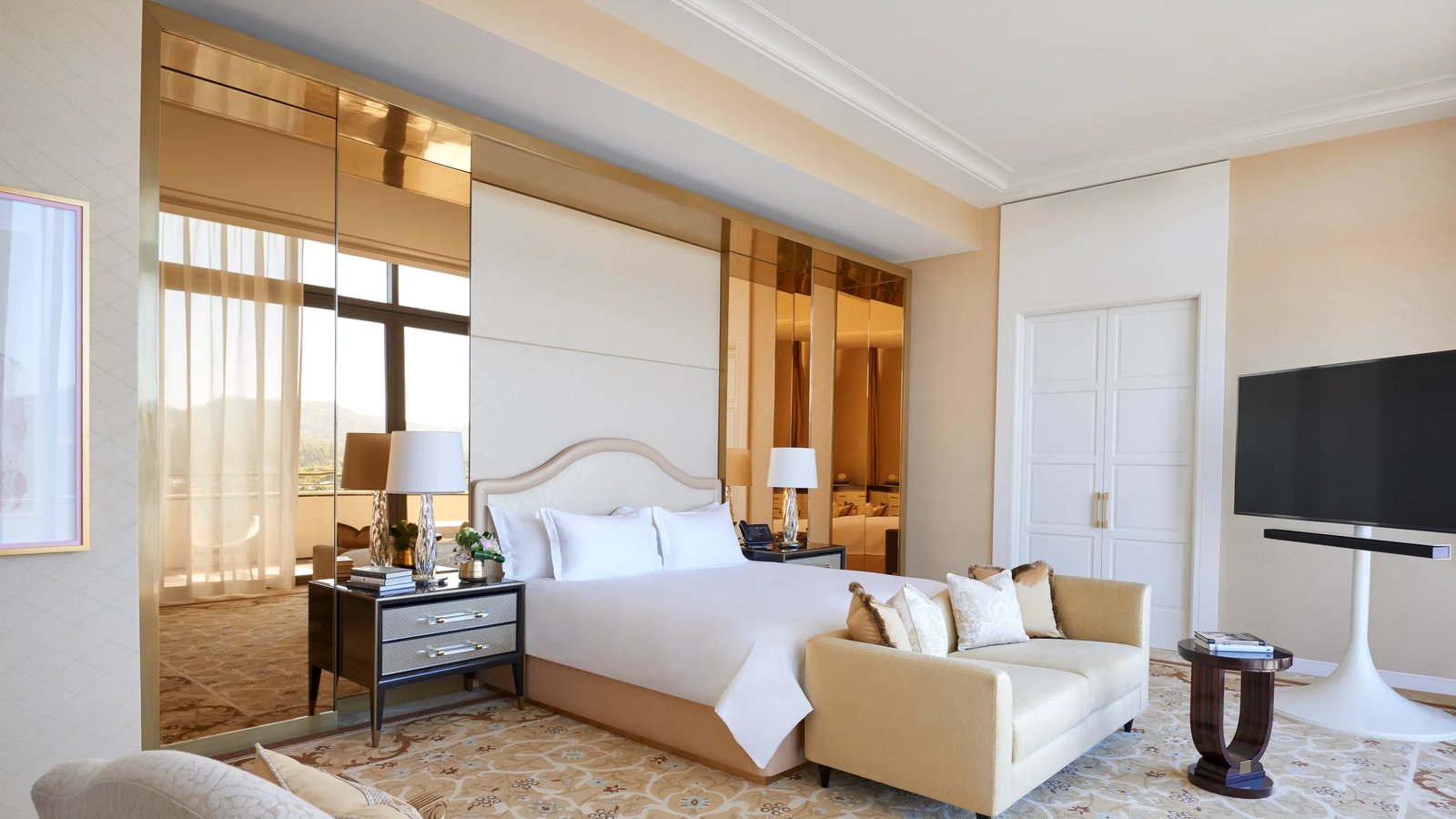 Waldorf Astoria Beverly Hills — rooms