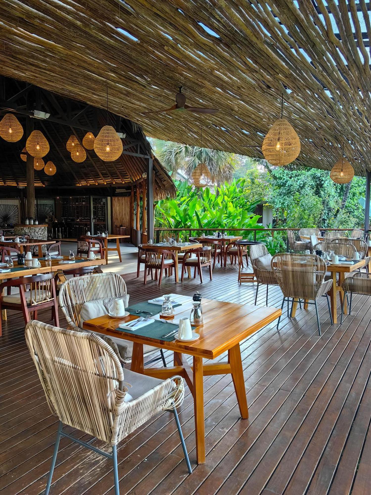 Lapa Rios Lodge, eat & drink