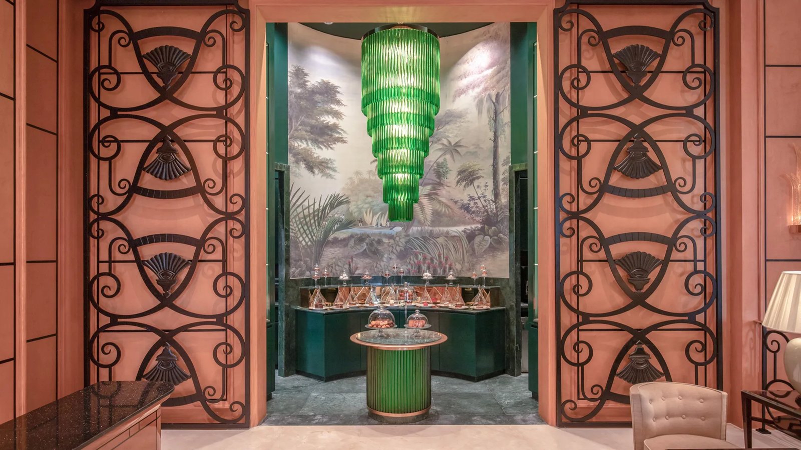 Four Seasons Hotel Cairo at Nile Plaza, eat & drink