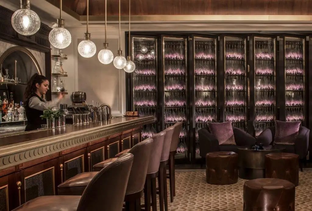 Four Seasons Hotel Amman, eat & drink