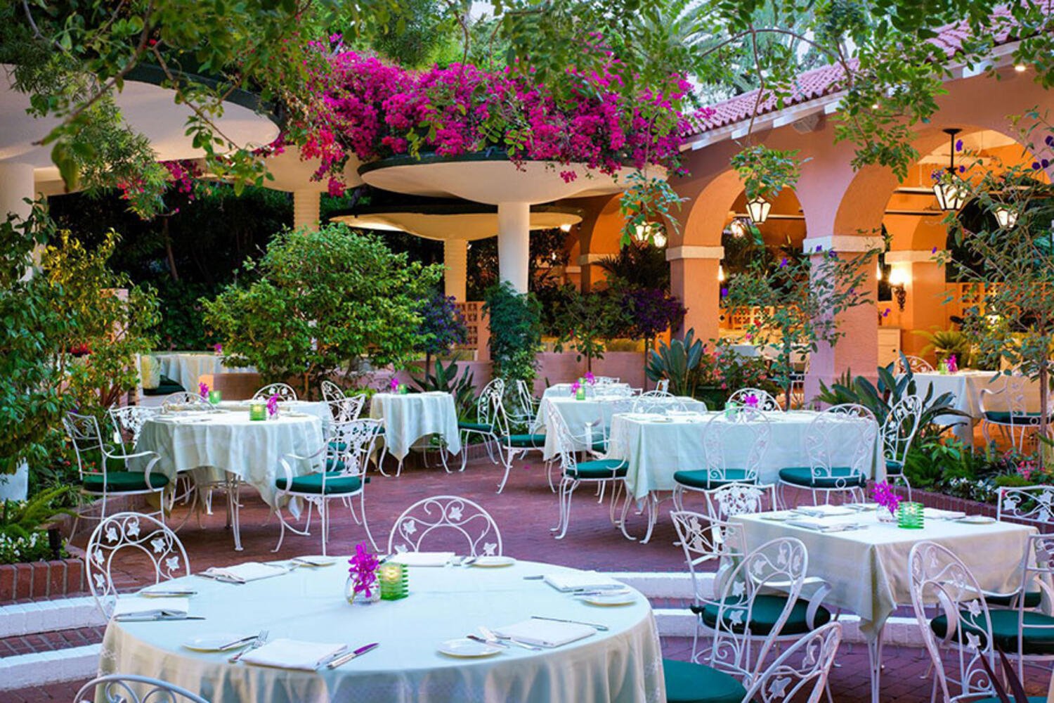 The Beverly Hills Hotel — eat & drink