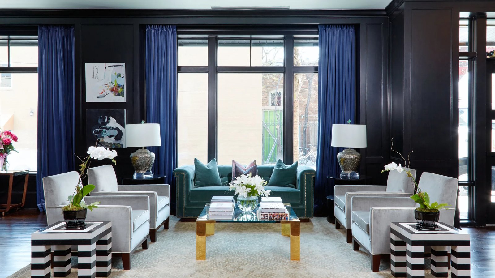 The Spectator Hotel, vibe