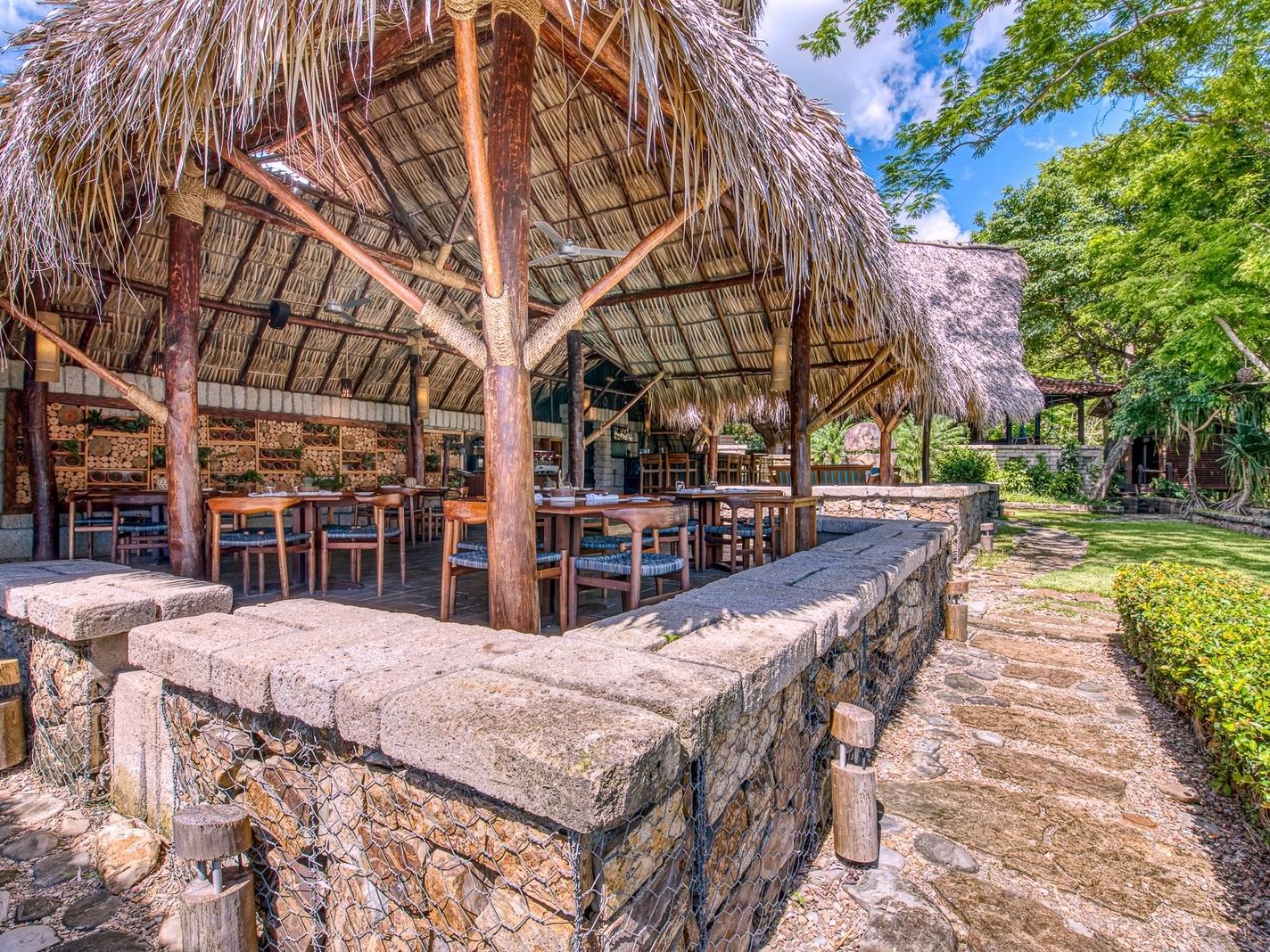 Morgan's Rock Reserve and Ecolodge, eat & drink