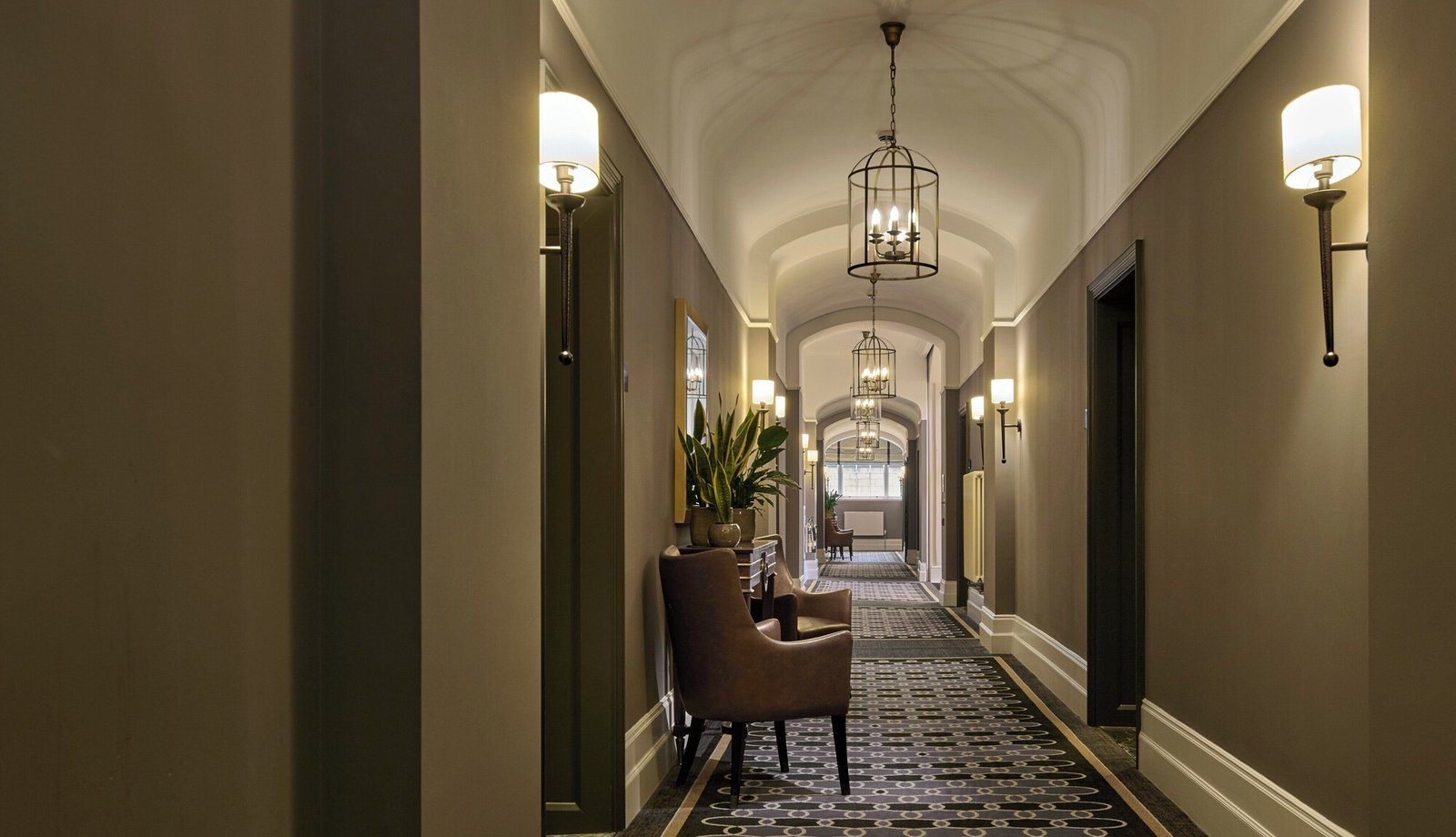 The Gainsborough Bath Spa, vibe