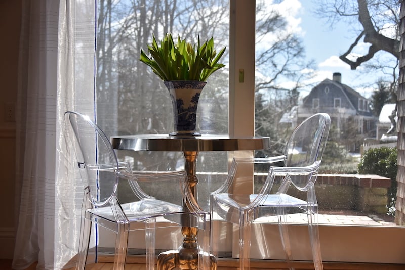 Nobnocket Boutique Inn, at the table