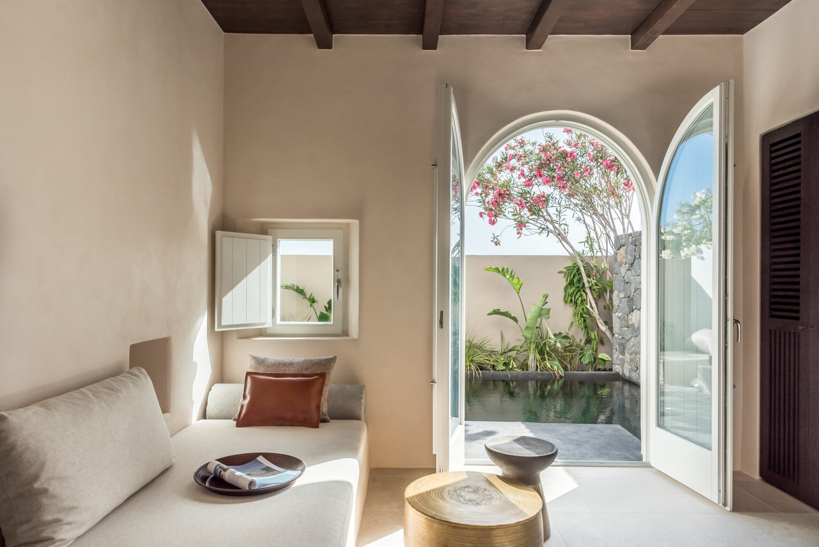 Istoria Beach, a Member of Design Hotels, Santorini, rooms