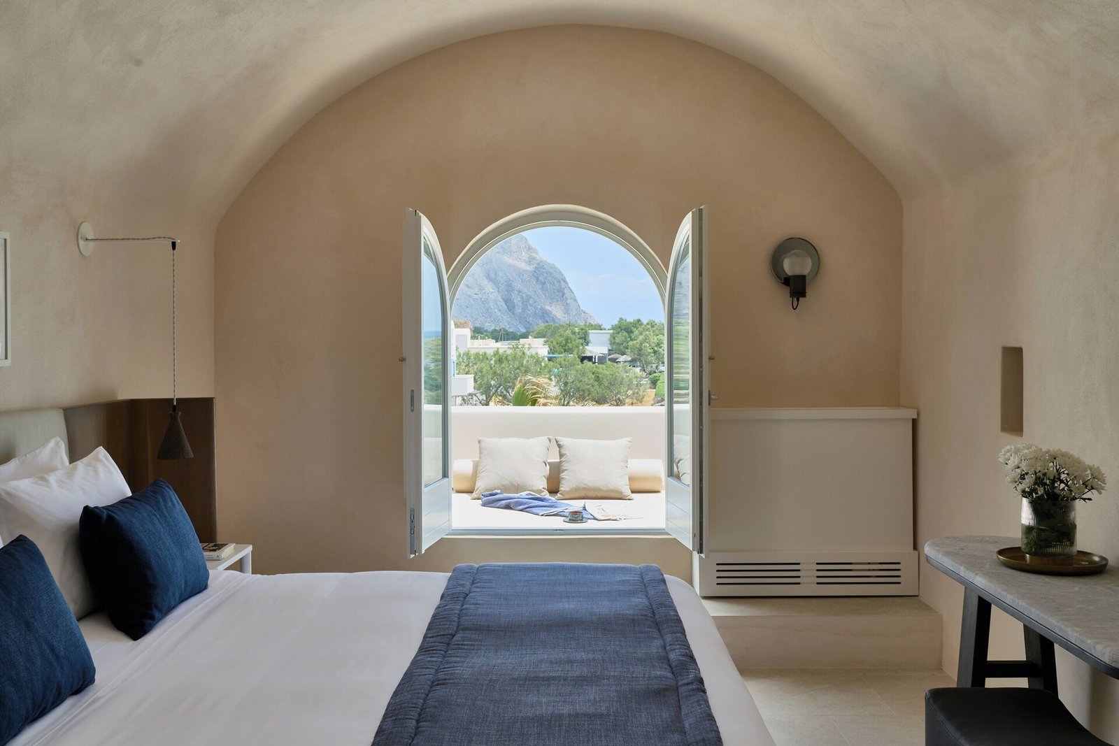 Istoria Beach, a Member of Design Hotels, Santorini, rooms