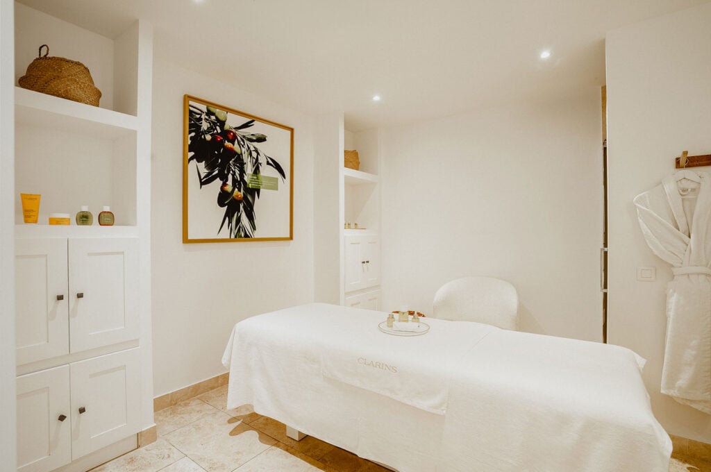 Hotel Le Vieux Castillon, the spa