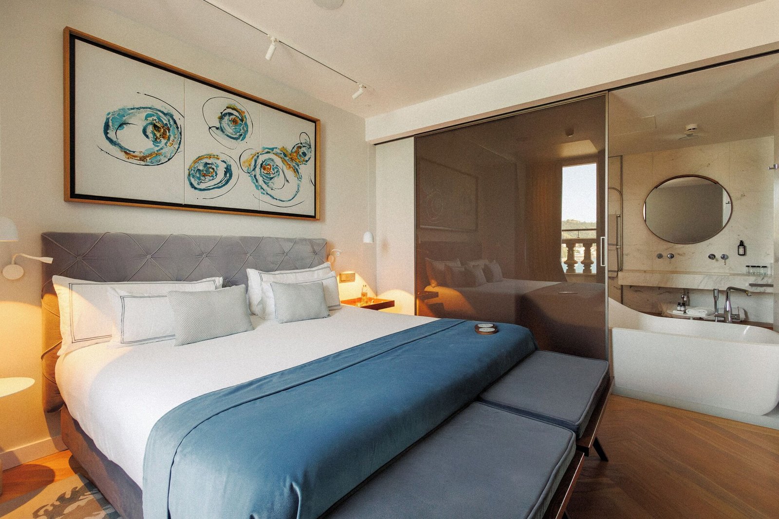 Hotel Lasala Plaza, rooms