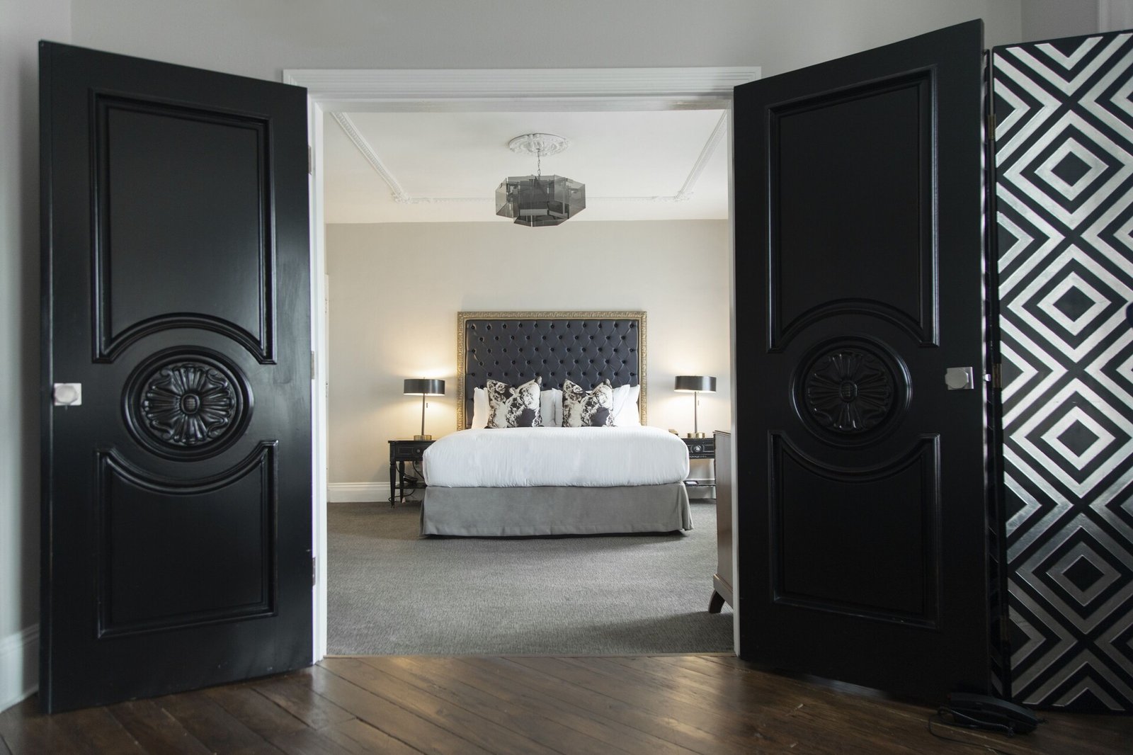 Culver Hotel — rooms