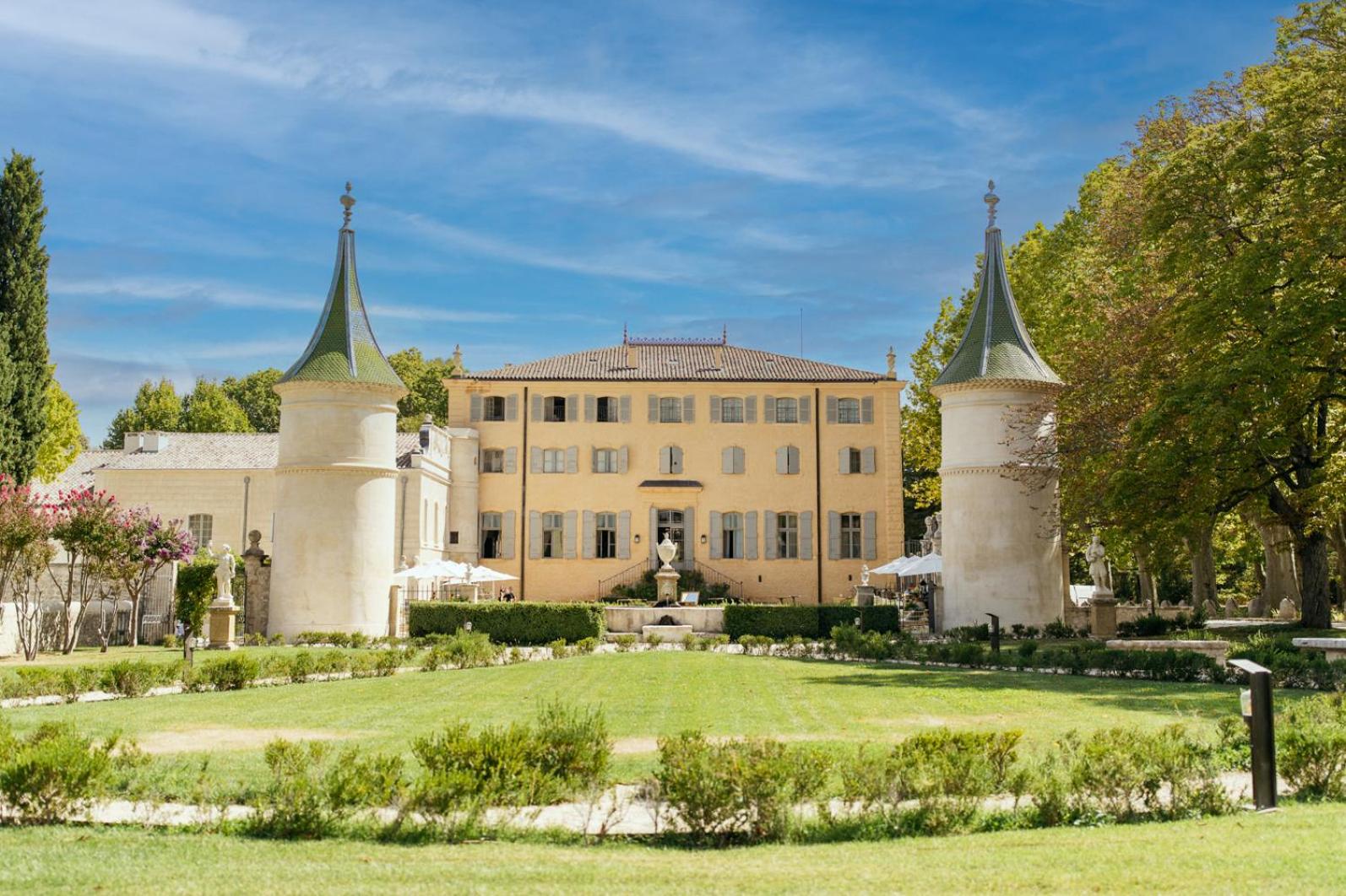 Château de Fonscolombe, backstory