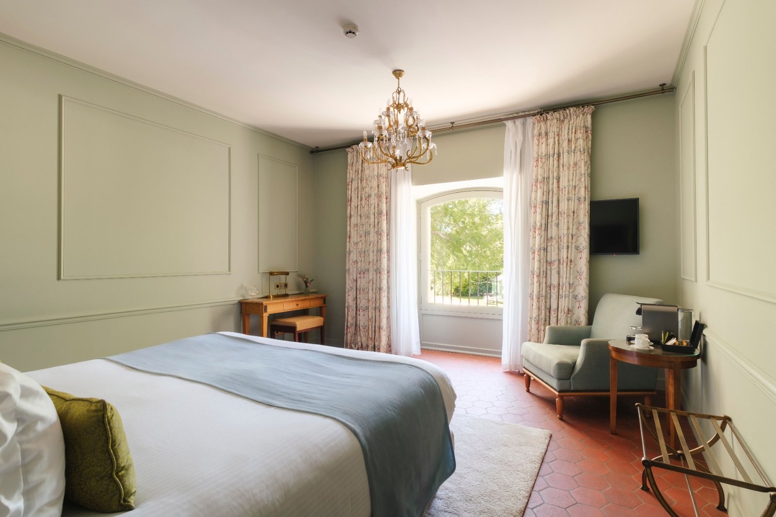 Château de Fonscolombe, rooms