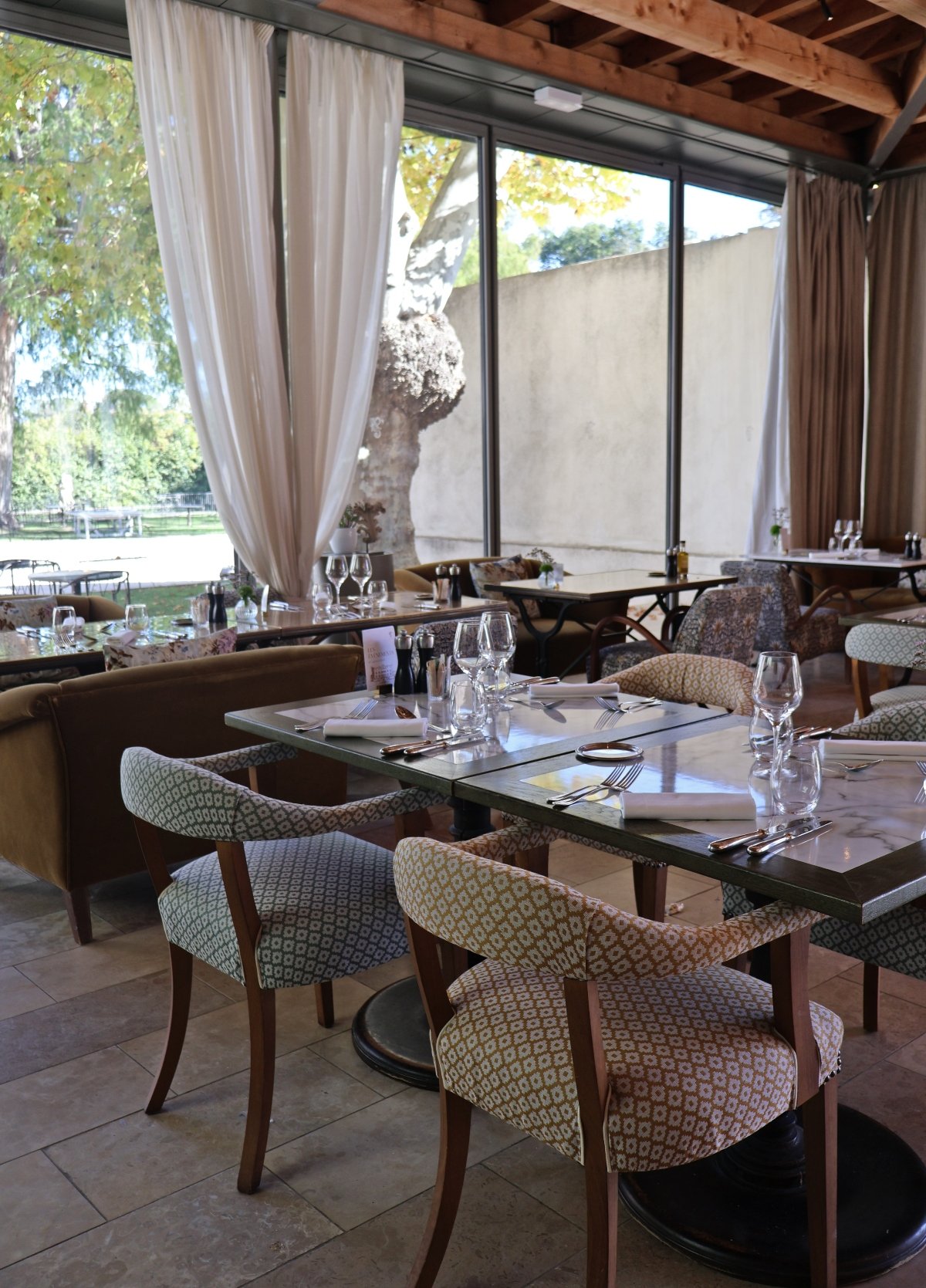 Château de Fonscolombe, eat & drink