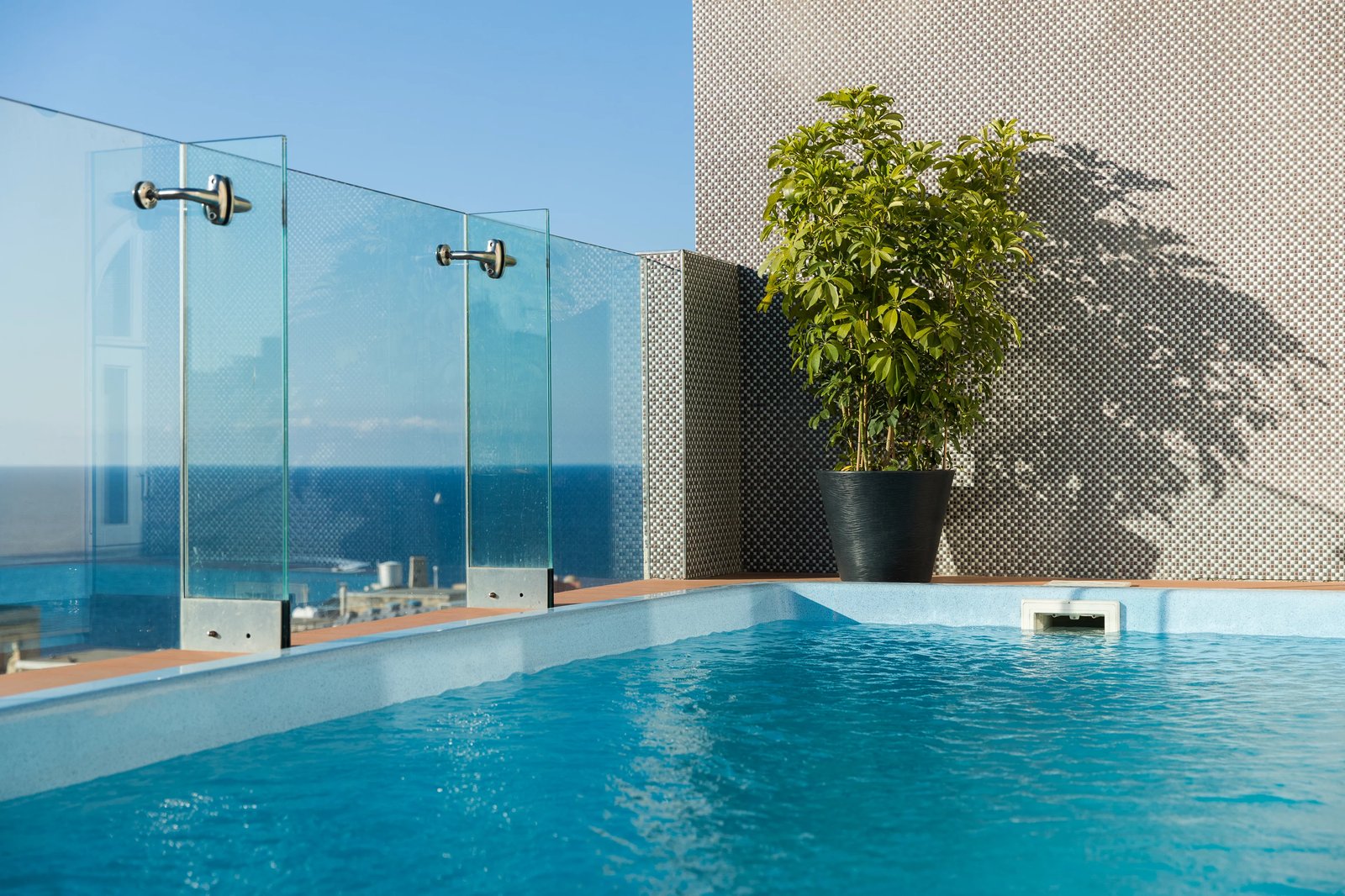 Rosselli - AX Privilege, wellness