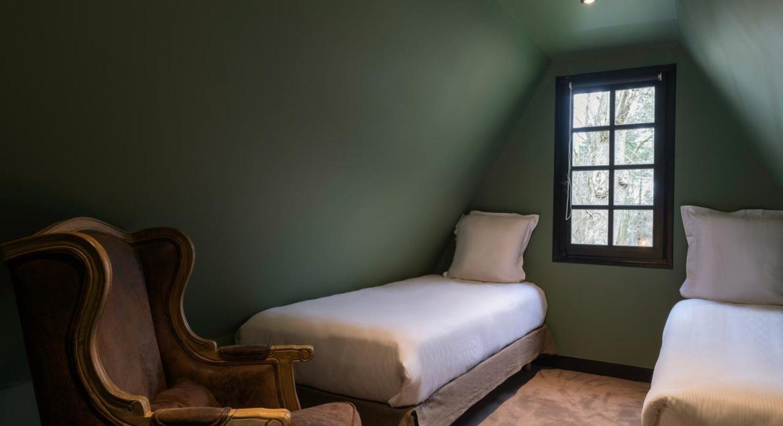 Les Pins de César, rooms