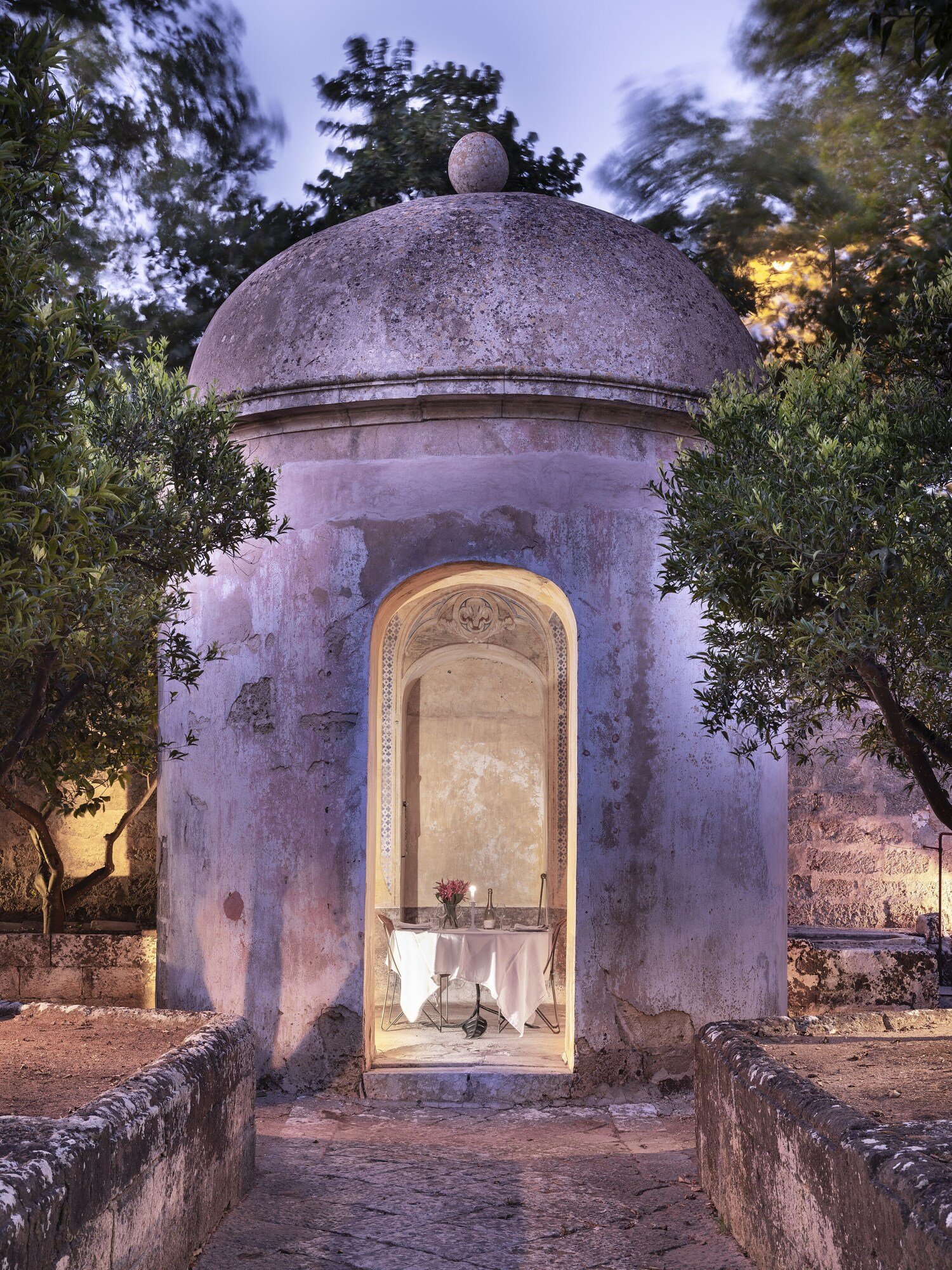 Palazzo Daniele, at the table