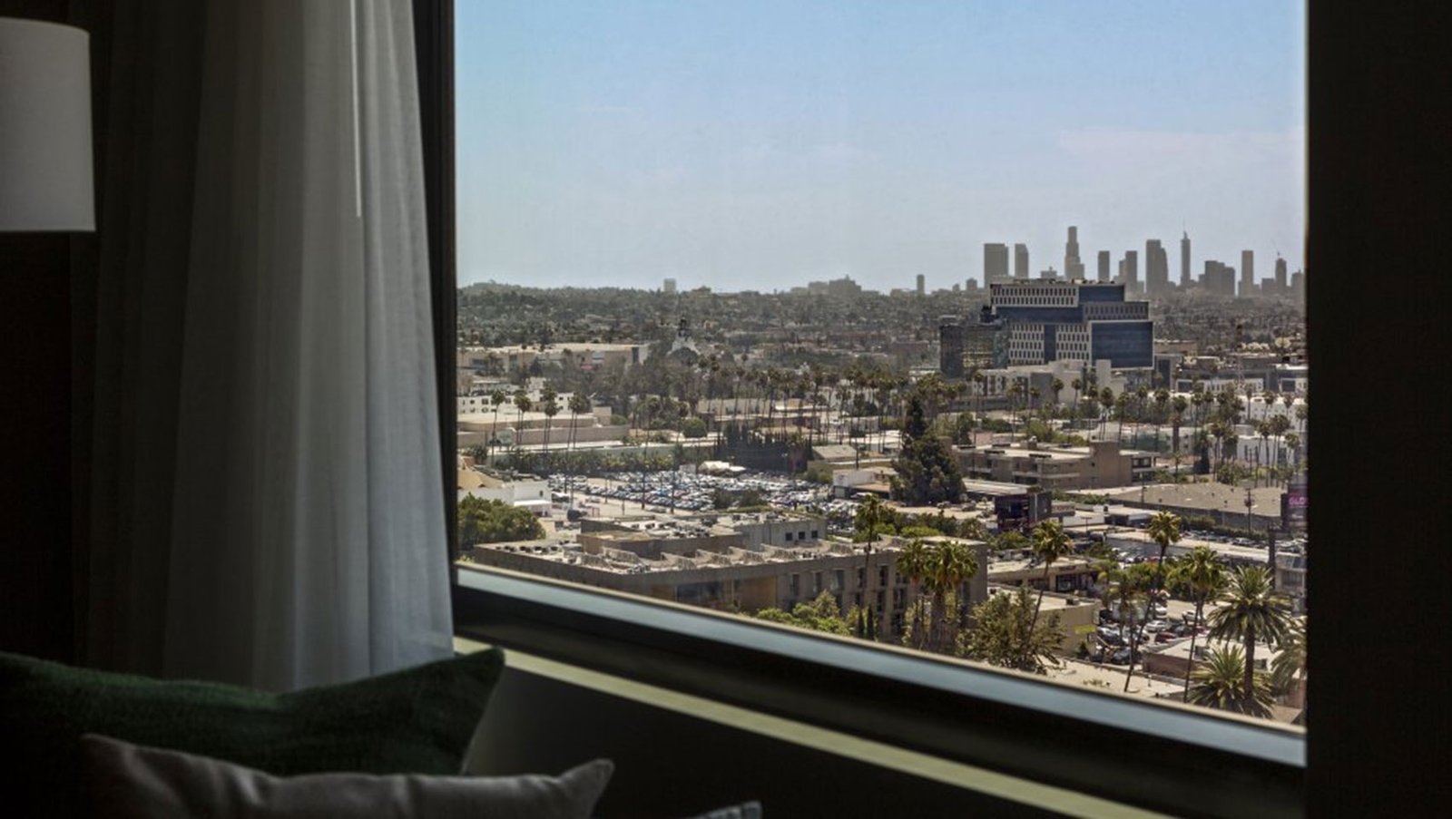 Kimpton Everly Hotel — vibe