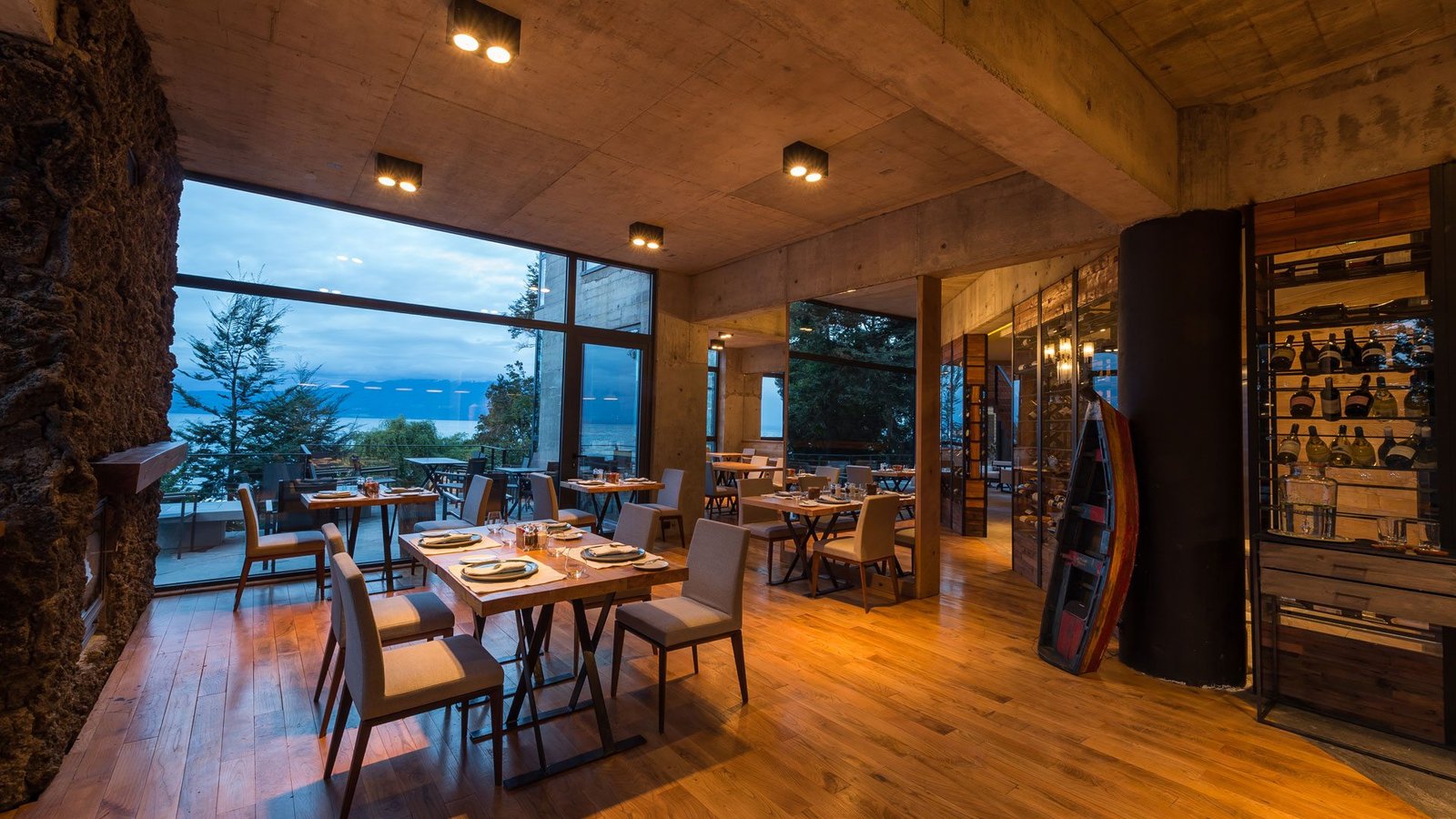 Hotel AWA, awa restaurant