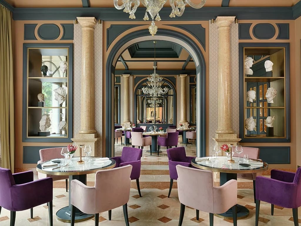 Villa Cortine, at the table