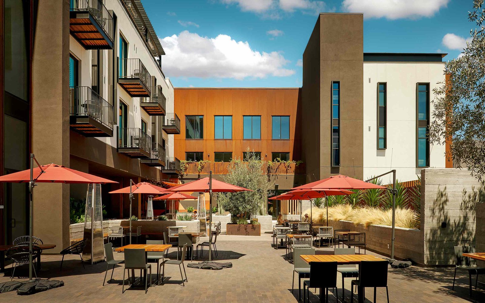 Hotel San Luis Obispo, eat & drink