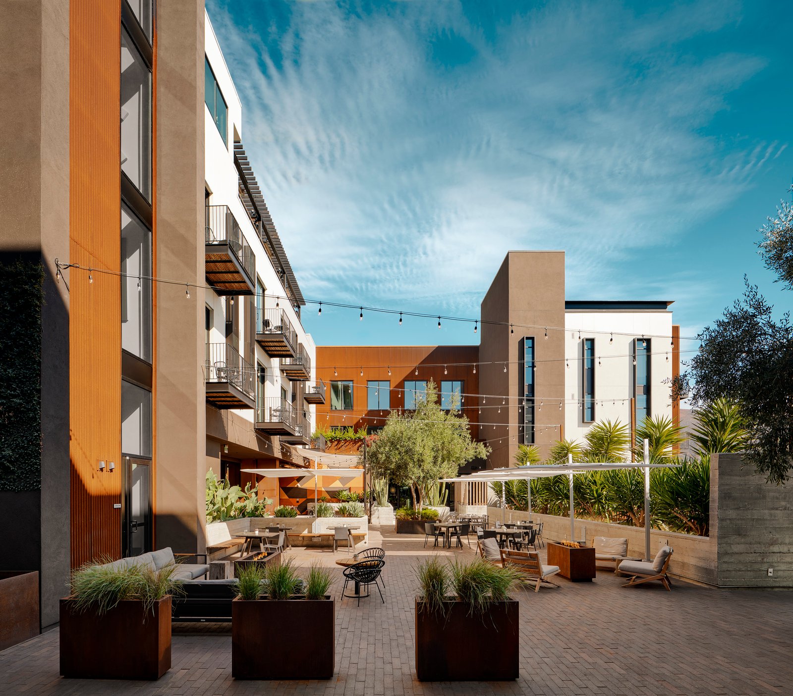 Hotel San Luis Obispo, vibe