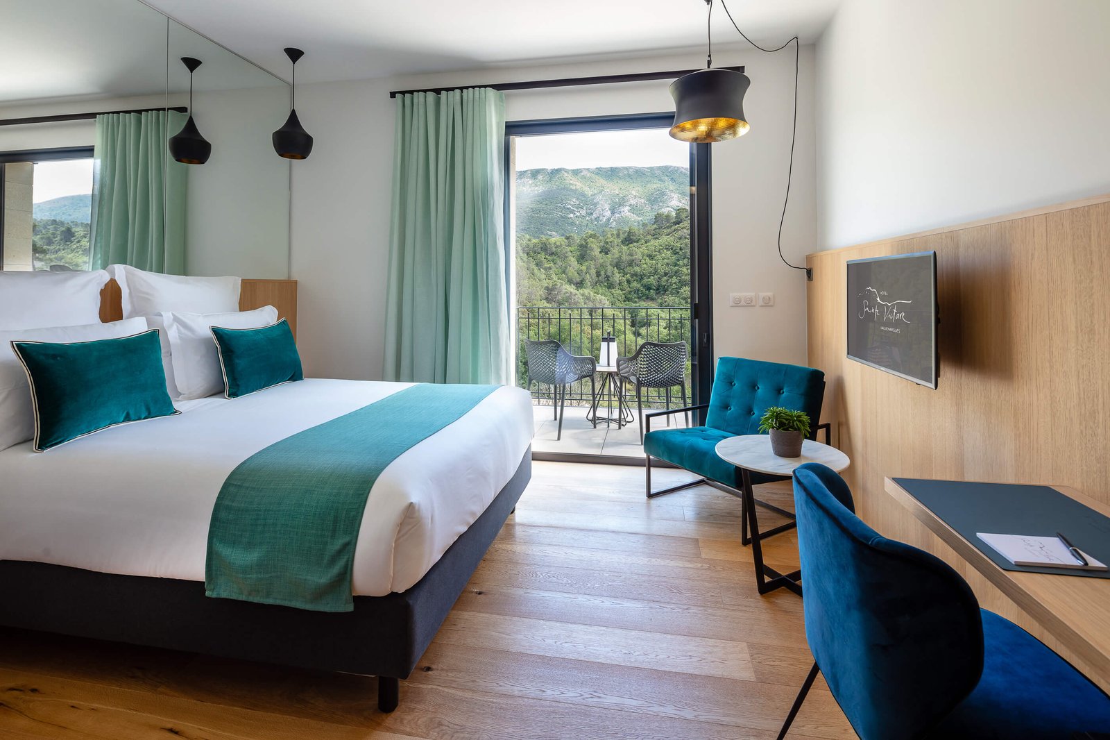 Hôtel Sainte Victoire Vauvenargues, rooms