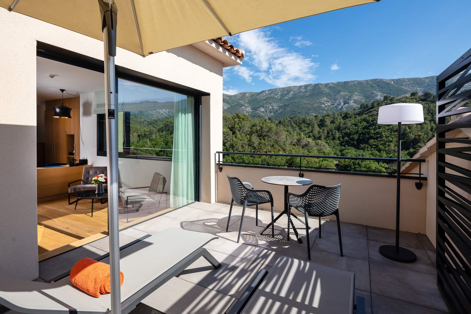 Hôtel Sainte Victoire Vauvenargues, rooms