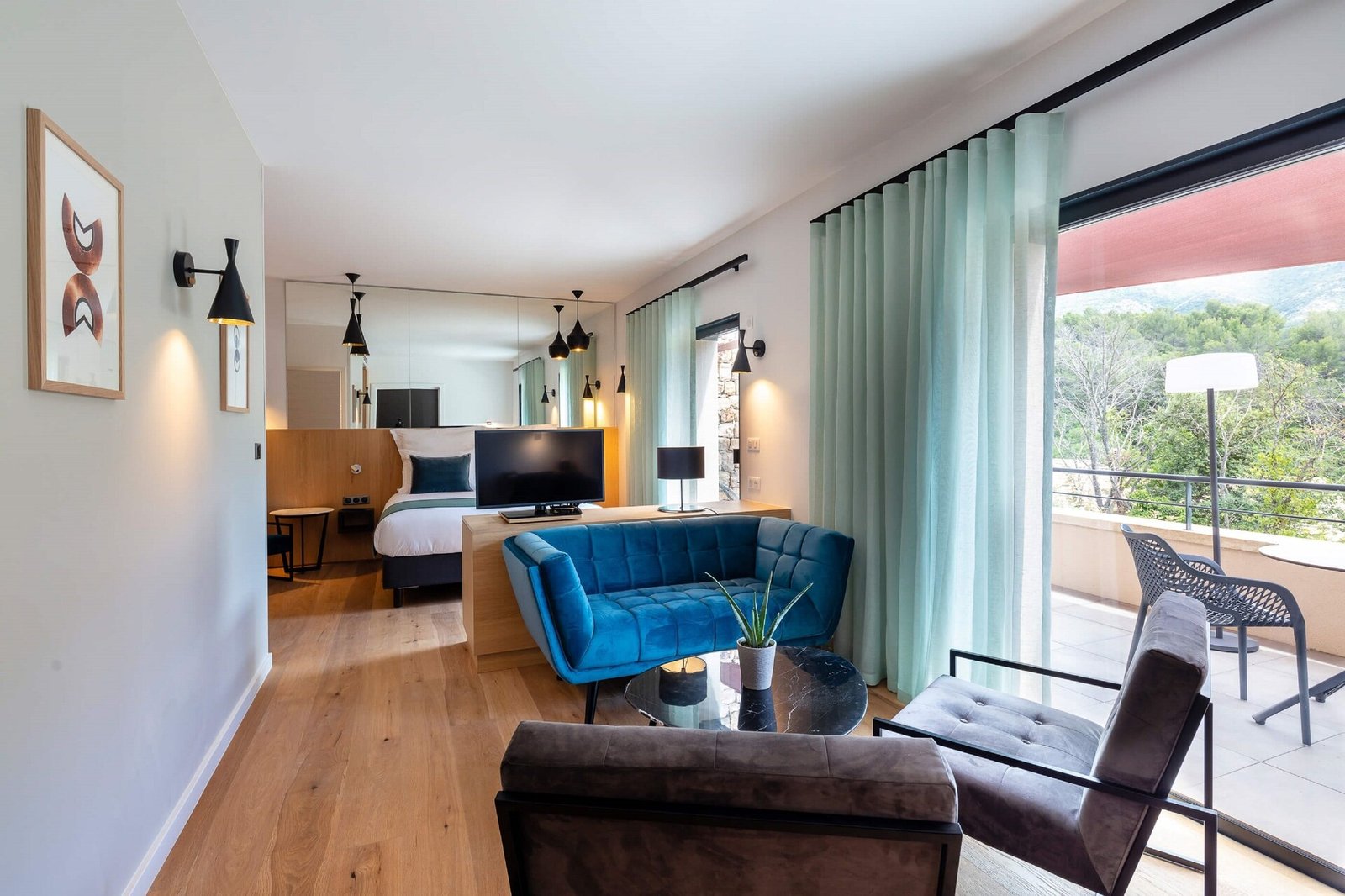 Hôtel Sainte Victoire Vauvenargues, rooms