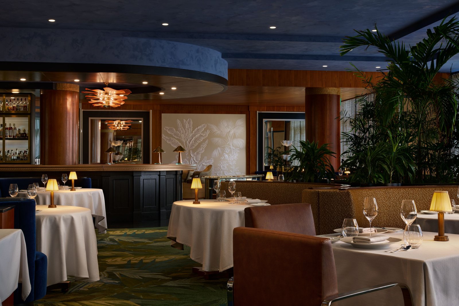 The Ritz-Carlton, Grand Cayman, eat & drink